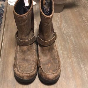 danner boots mens